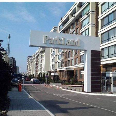 キエフResidential Complex Parklandアパートメント エクステリア 写真
